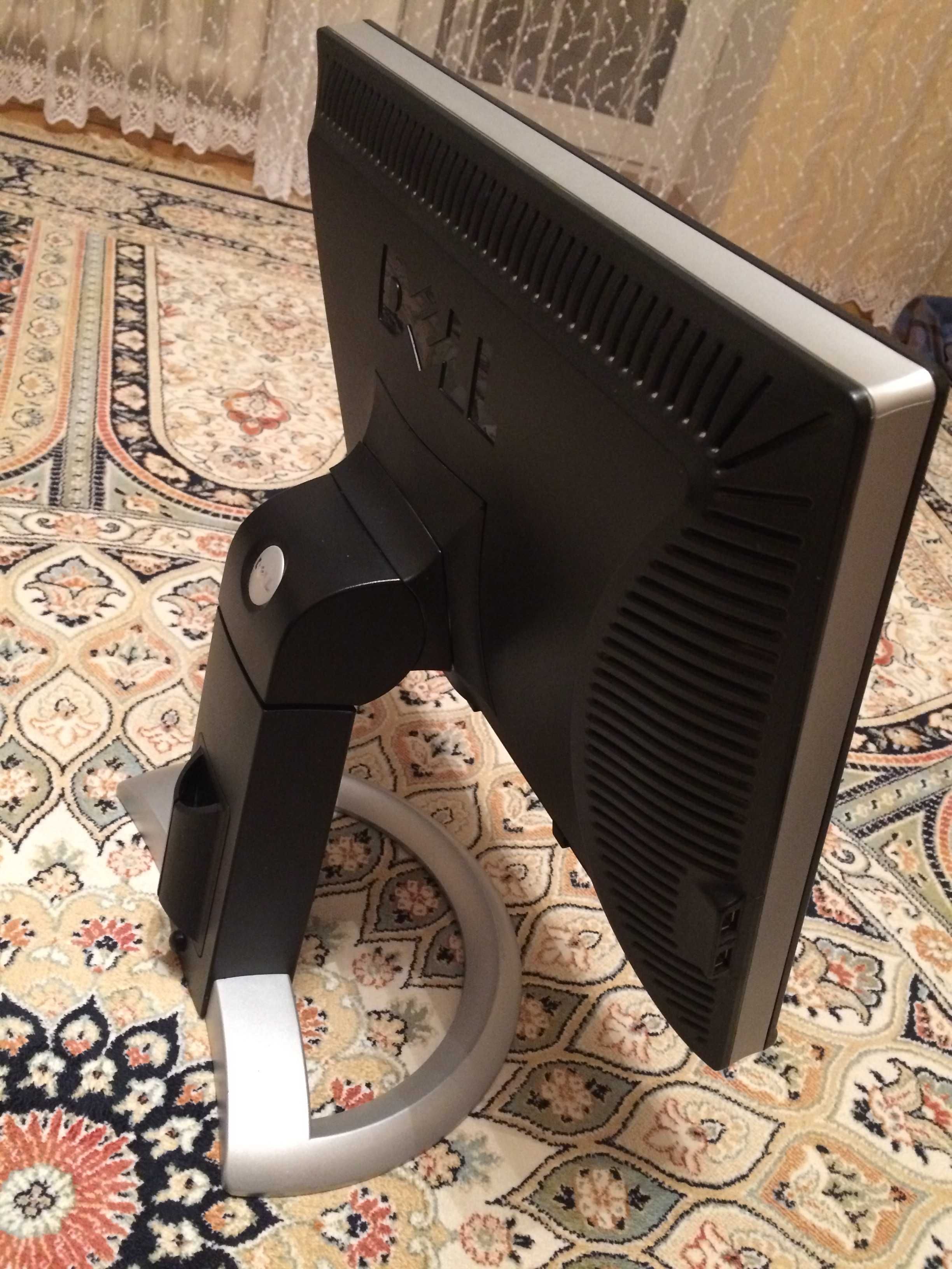 ЖК Монiтор DELL 1907 FPVt Б/У