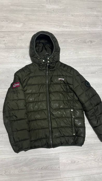 Зимова куртка чоловіча б/у