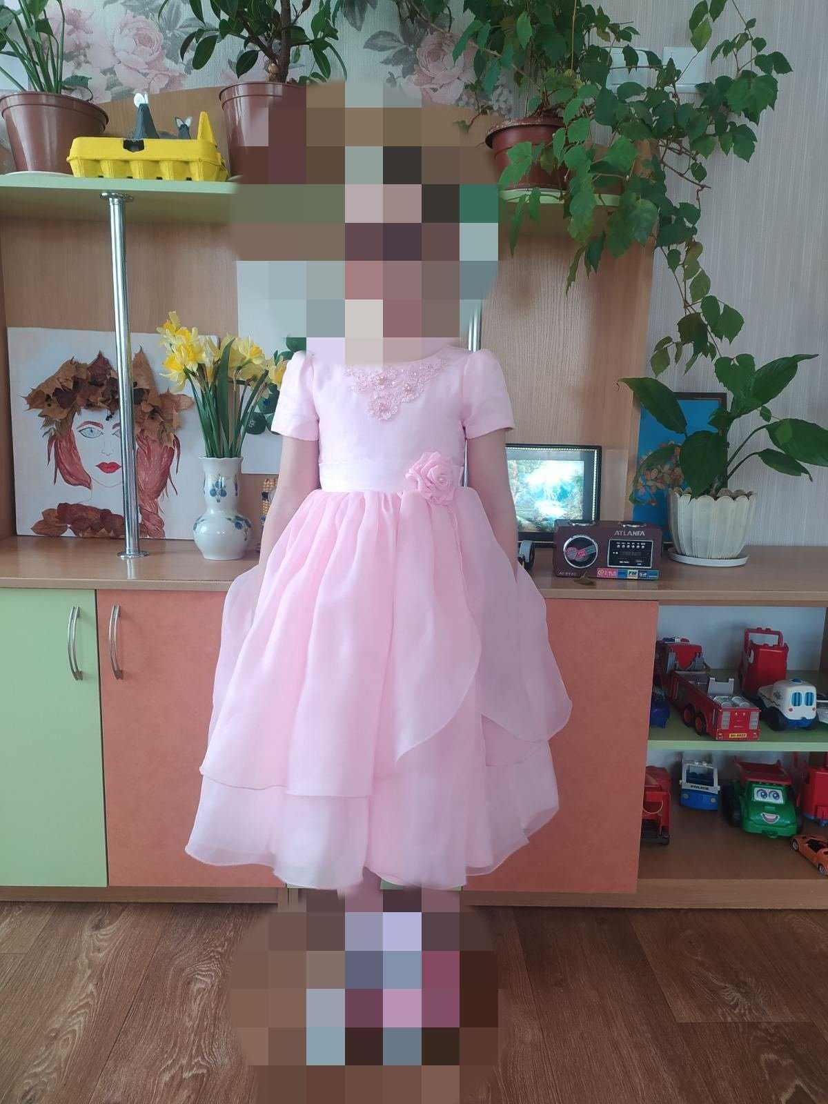 Плаття для дівчинки