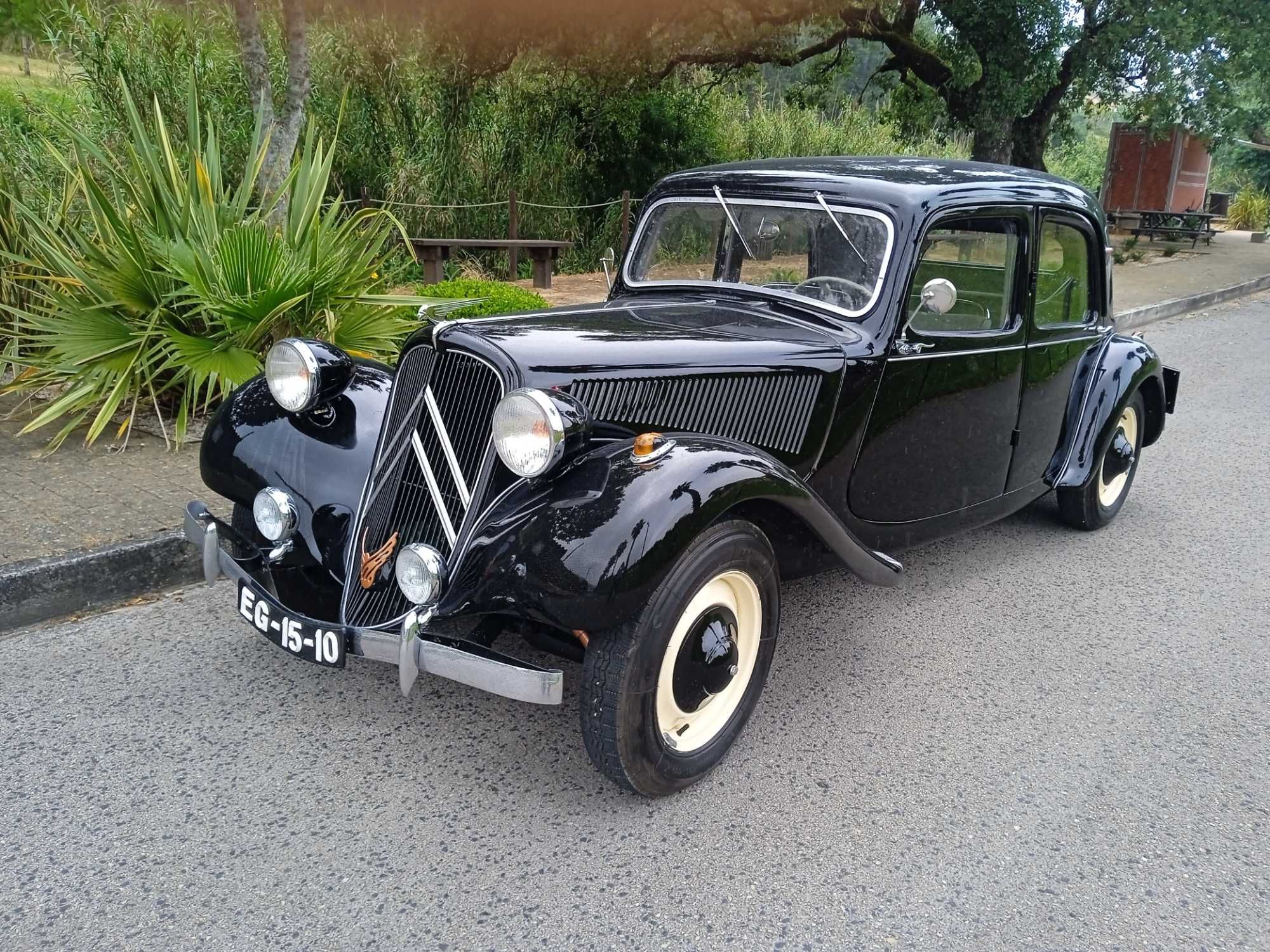 Carro clássico para casamentos / eventos / Citroen 2cv/ Arrastadeira