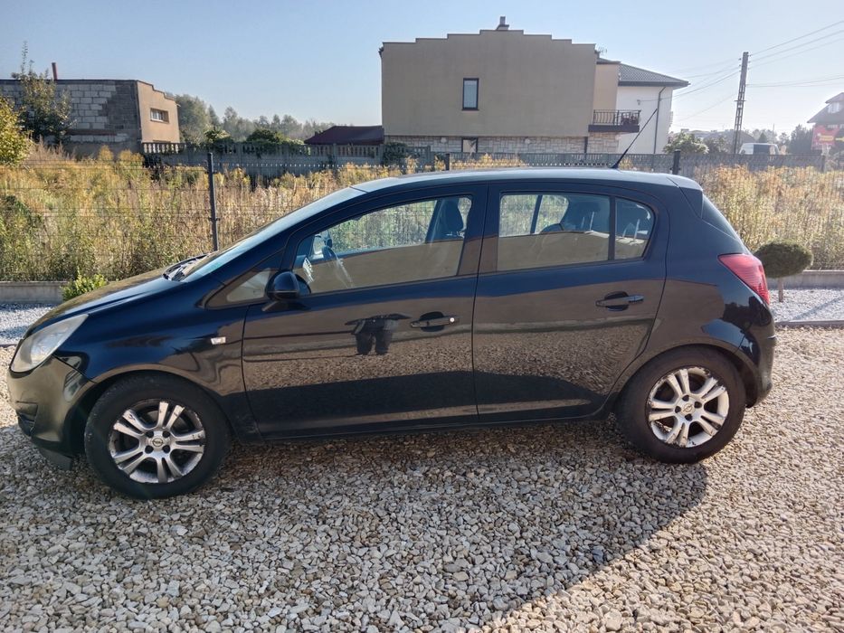 Opel Corsa 2010 r