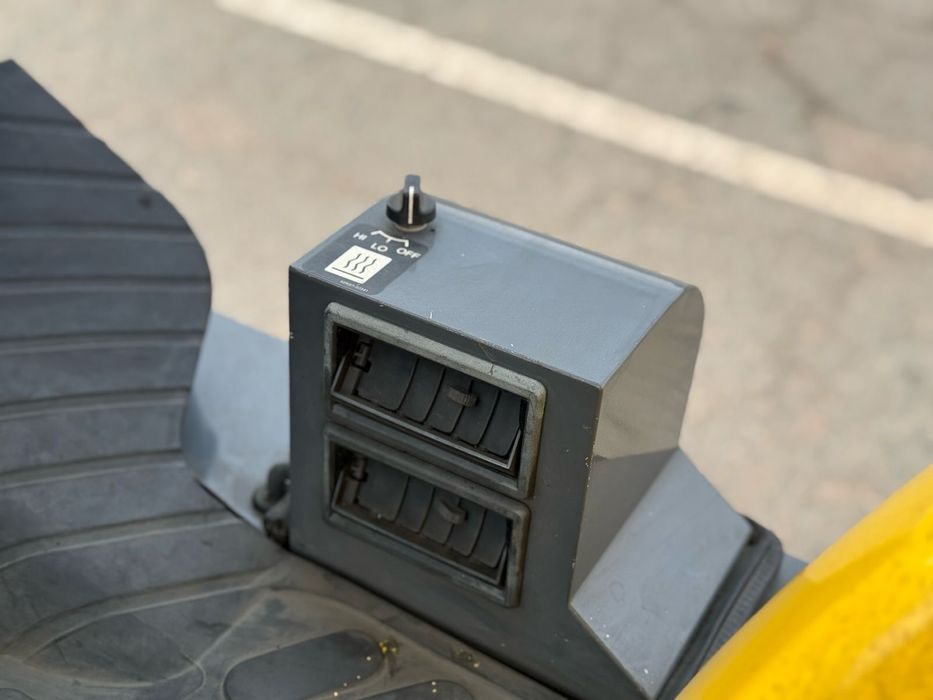 Дизельний вилковий навантажувач Unicarriers FD18T , кара, погрузчик