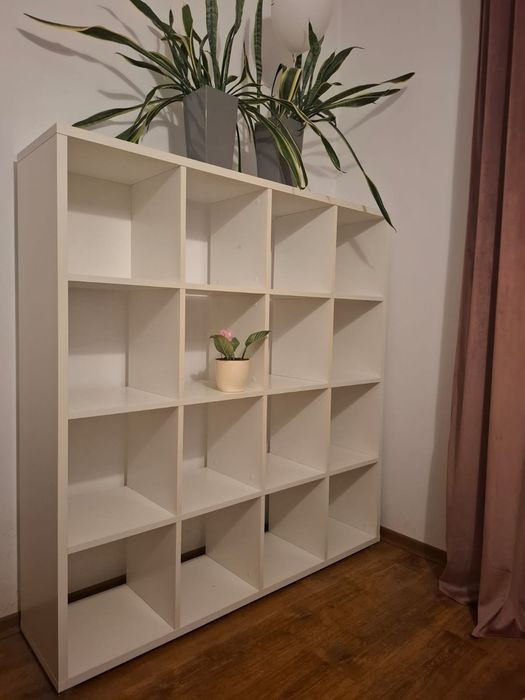 Sprzedam regał mlodzieżowy