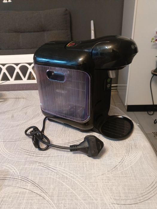 Кавоварка Bosch Tassimo Vivy TAS1252GB на 1 чашку, чорний колір