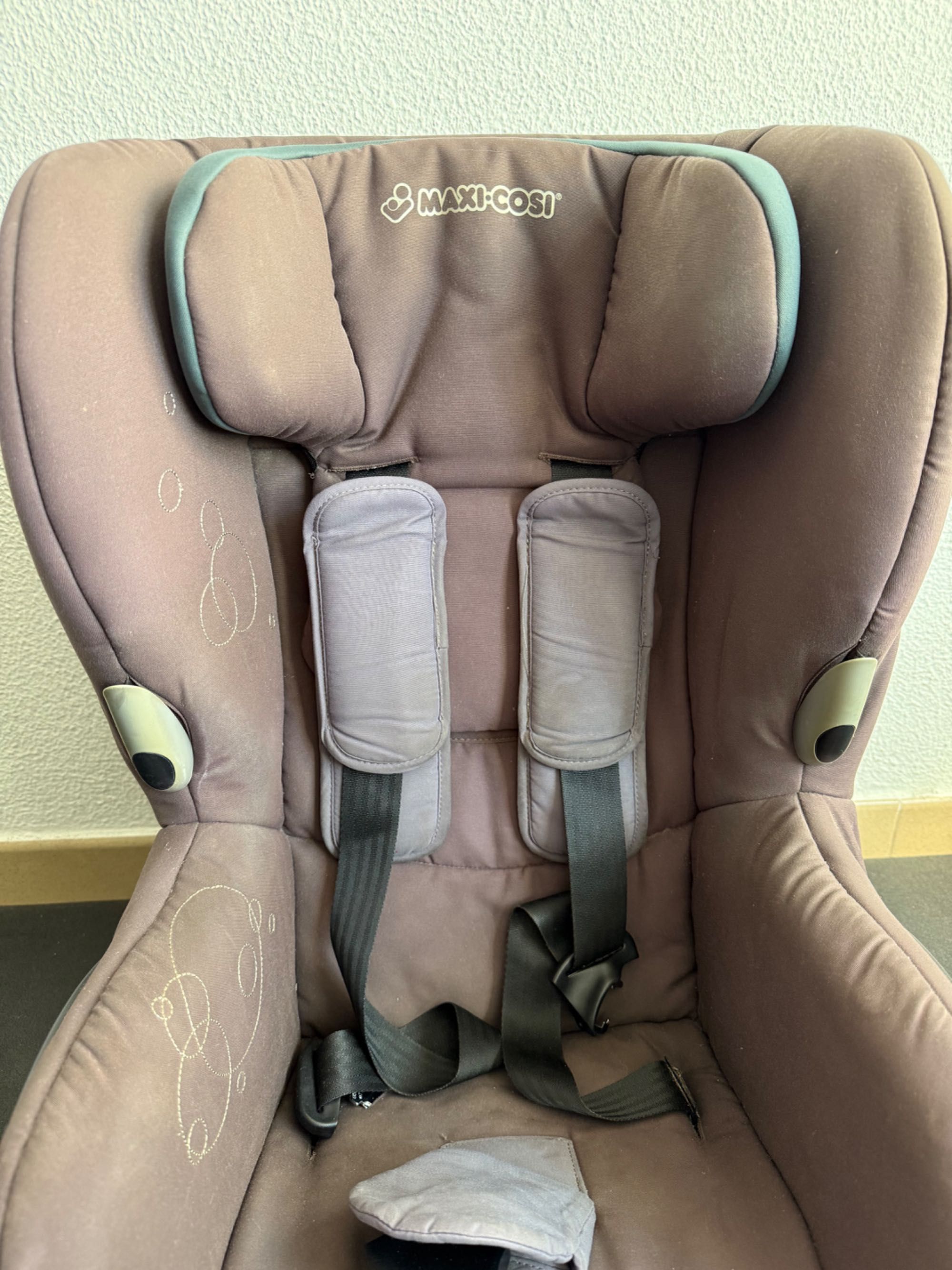 Cadeira de Bebé para o carro - Maxi-Cosi Axiss