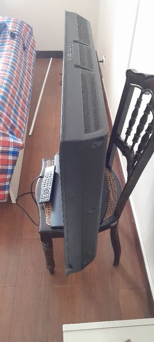 Tv lcd  da TLC impecavel