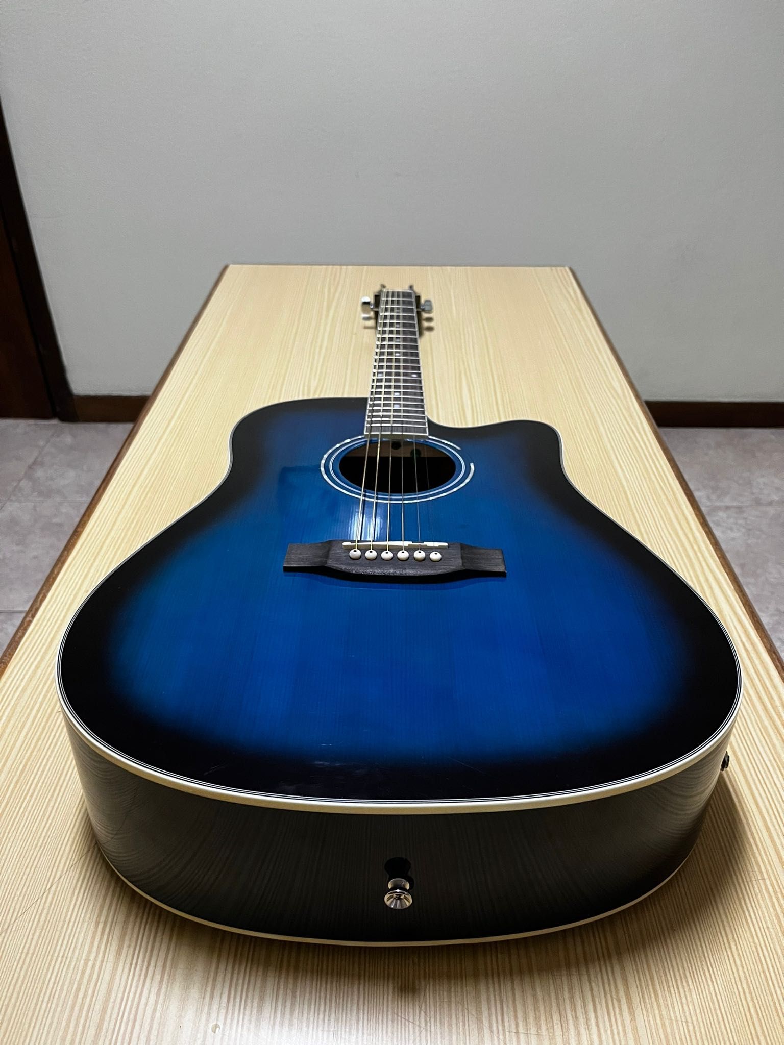 Harley Benton Electro-Acoustic Guitar