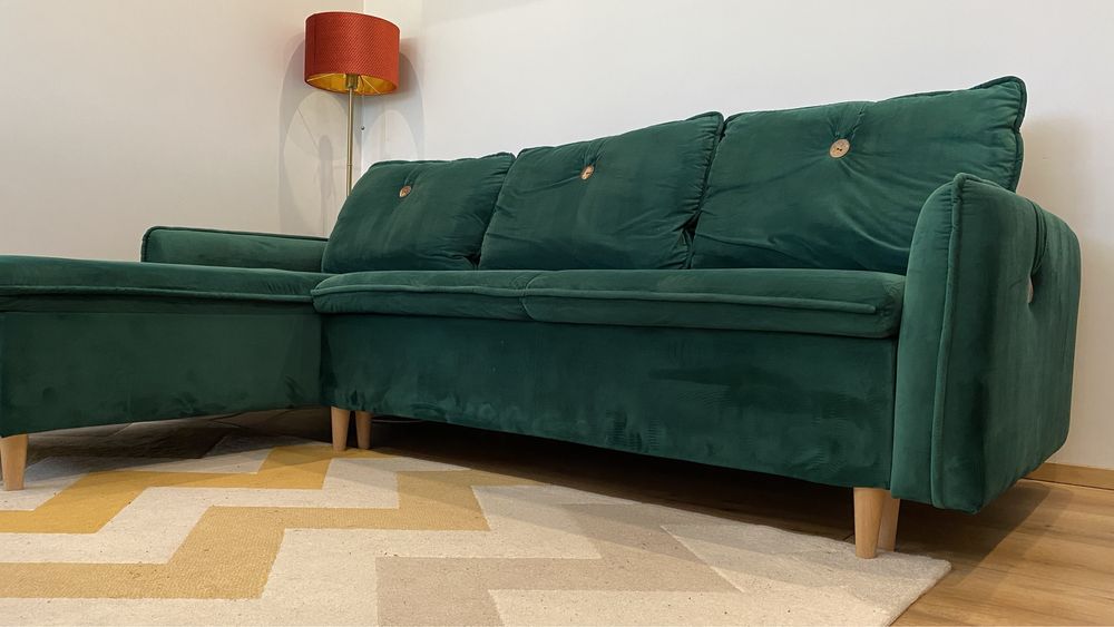 Stylowa kanapa narożna z funkcją spania kolor butelkowa zieleń