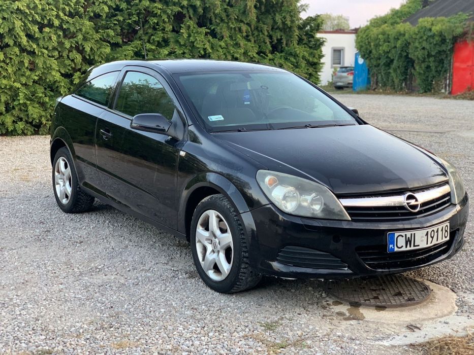 Opel Astra GTC 1.6 benzyna