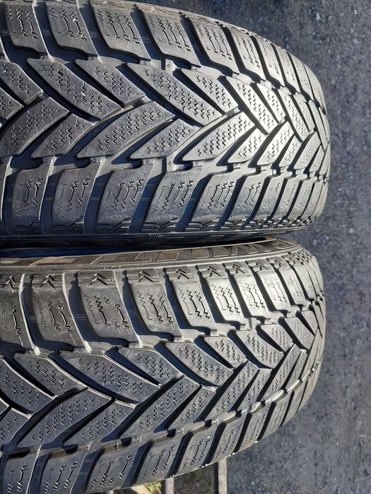 Opony zimowe 185.65.15 Dunlop