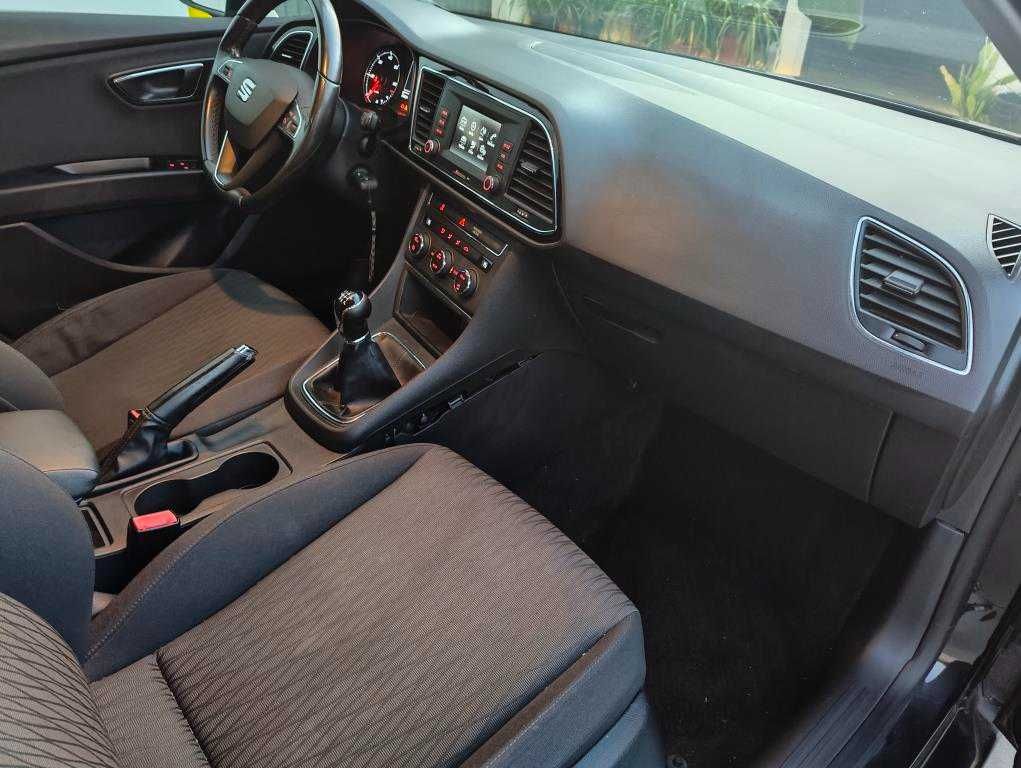 Seat Leon 1.6 TDI Ecomotive 110cv / 138€ mês