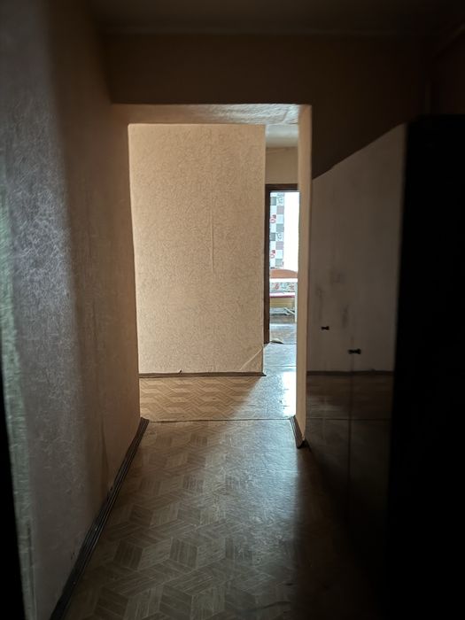 Здам 2 вух комнатную квартиру