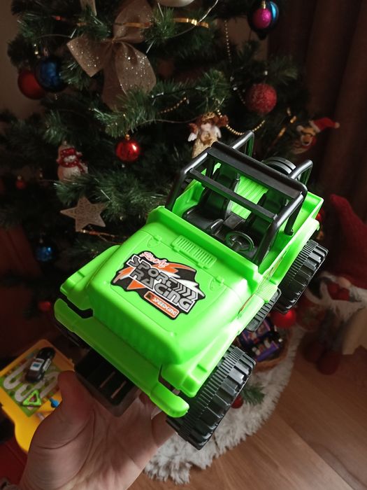 Іграшка "Машинка"