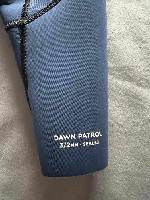 Vende -se Fato de surf