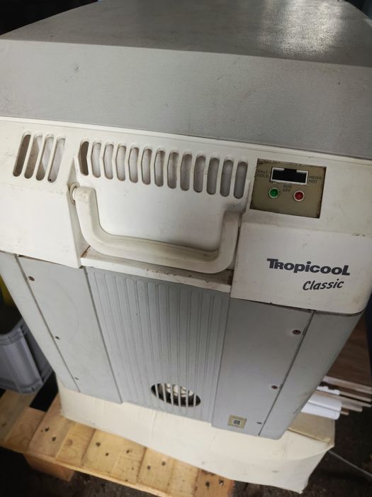 lodówka turystyczna 12 /24 volt