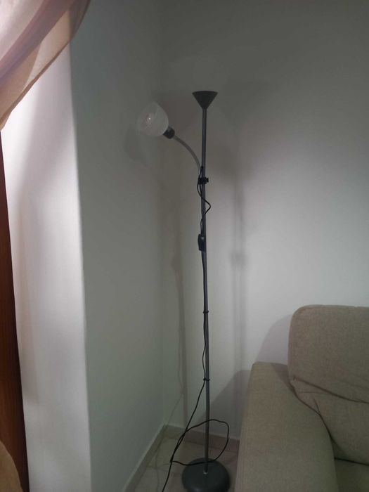 Candeeiro de pe para sala