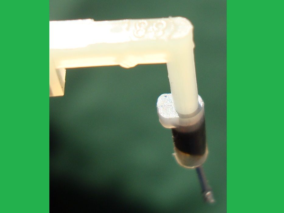 Иглодержатель ИГЗП-302/303 с корундовыми иглами