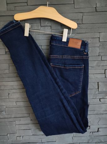Bershka jeansy XS