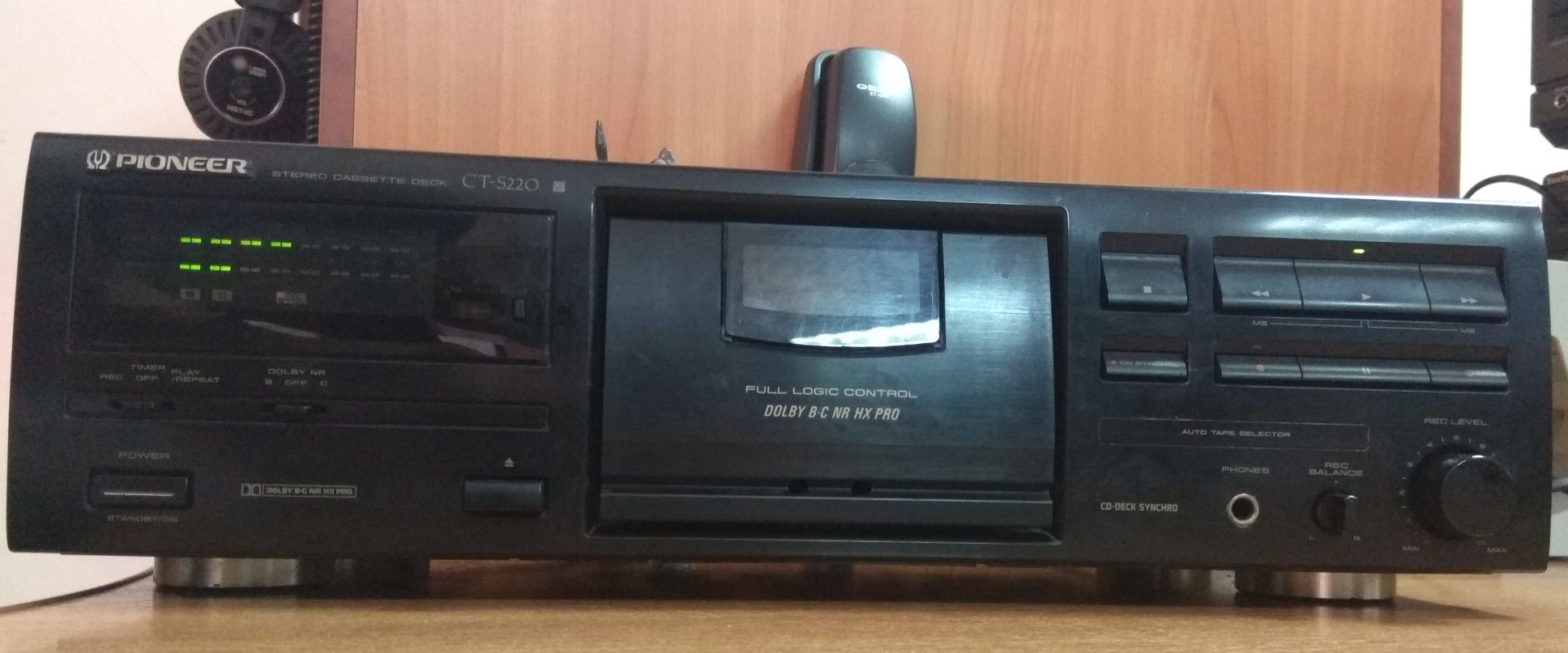 Касетна дека Pioneer ct-s220
