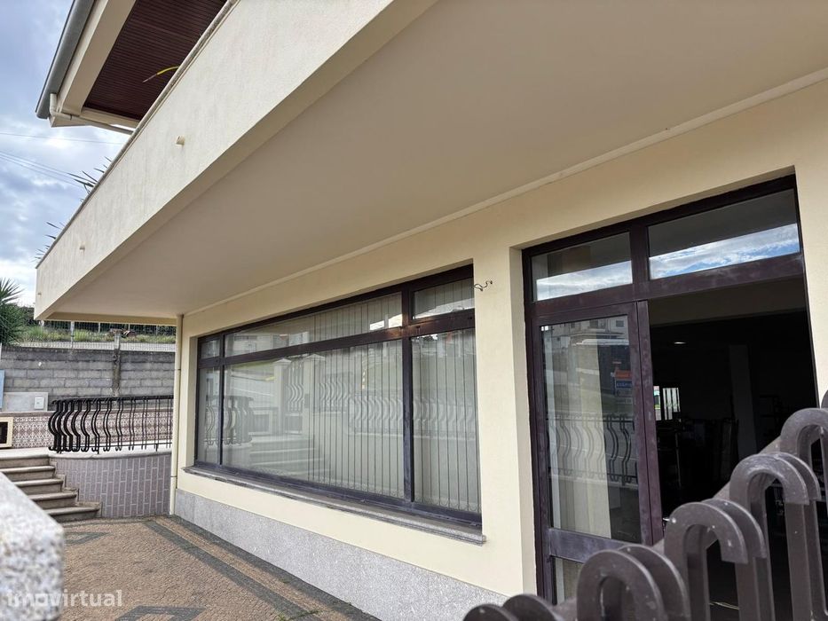 Loja Ampla e Versátil em Jovim!