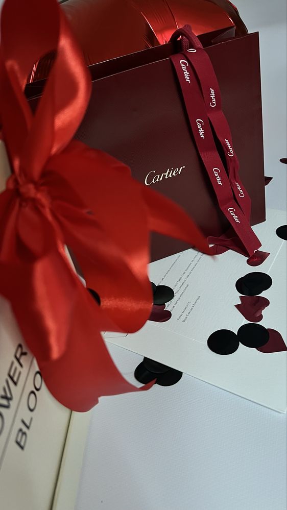 Оригінальна упаковка Картьє Cartier