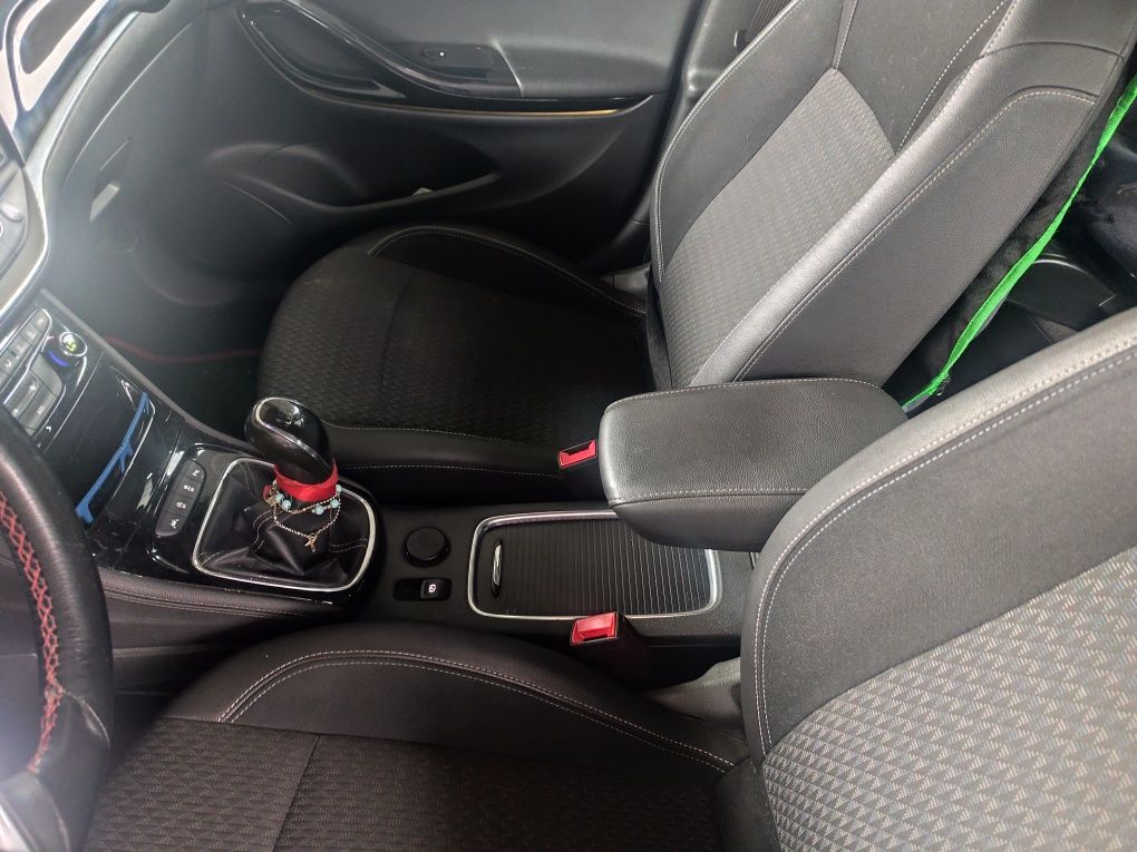 Opel astra k innovation 1.6cdti 110cv