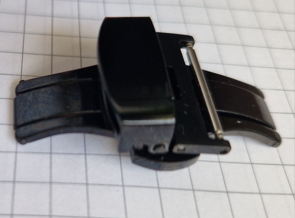 Zapięcie motylkowe 18 mm.