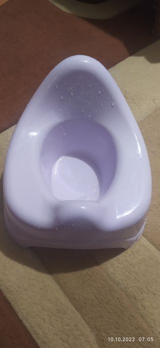 Продам дитячий горшок