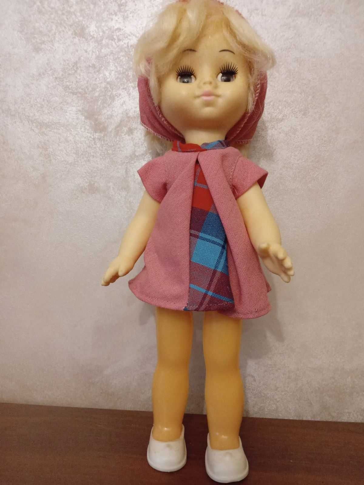Лялька нова, виробництво радянське, початок 90-х років
