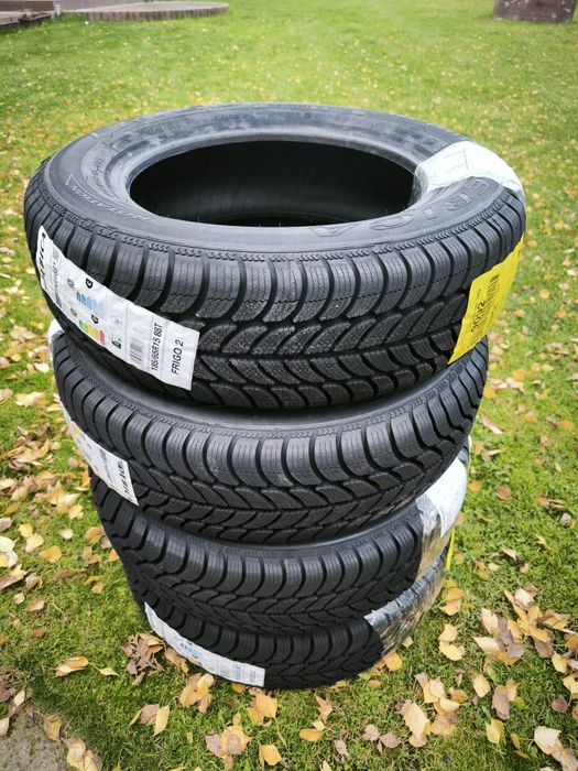 Opony zimowe 215/65R16