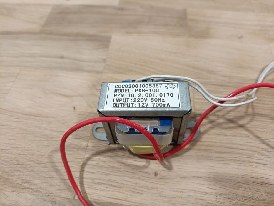 Трансформатор від колонок 12V 700mA