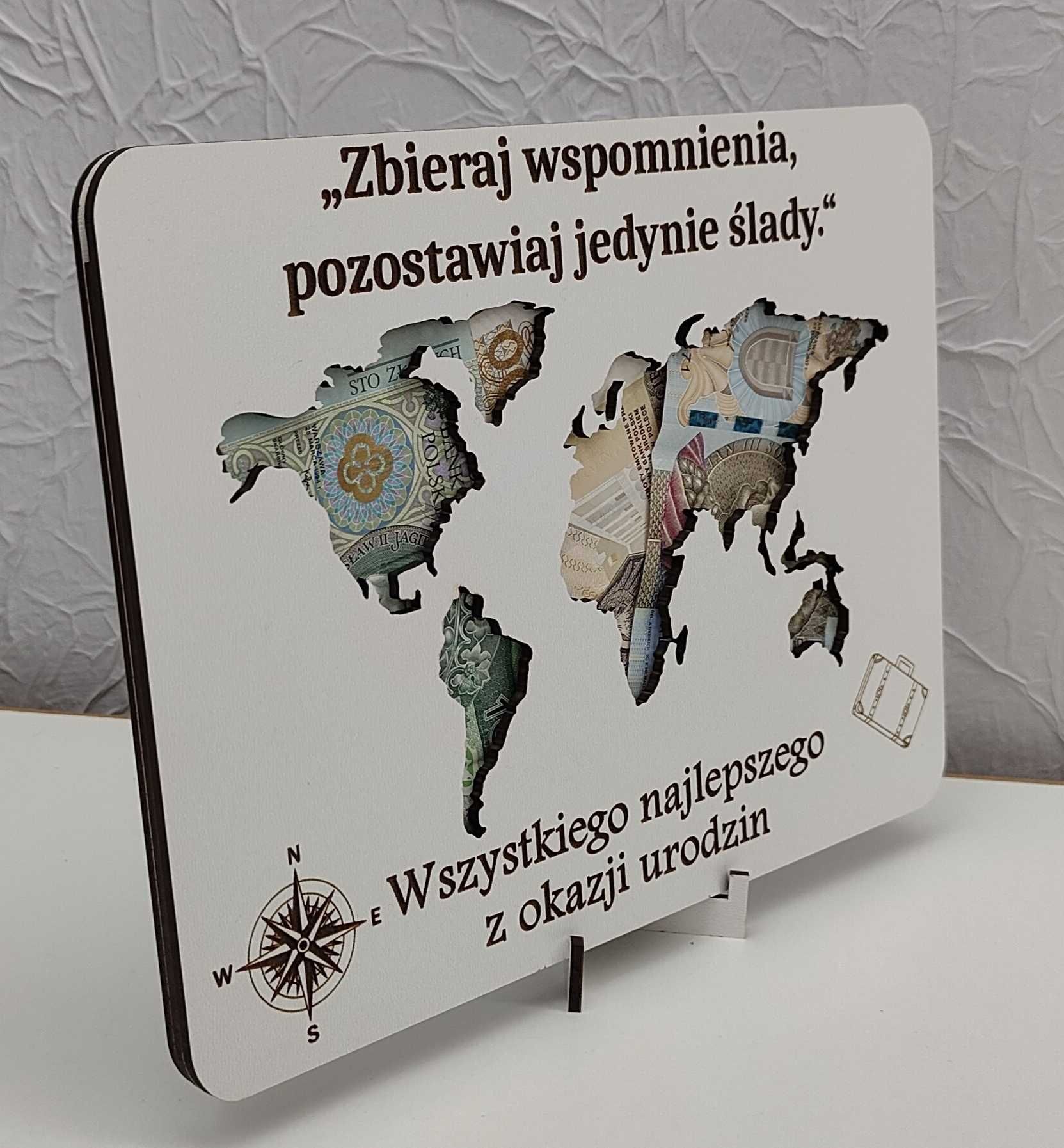 Ramka na pieniadze urodziny życzenia mapa świata dow grawer biała pods