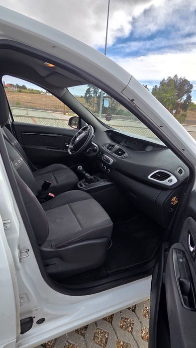 Renault Grand Scenic 1.5 DCI  7 lugares