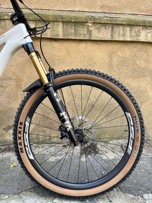 Nowe karbonowe koła FSA E-MTB i29 mullet XD – fabrycznie zapakowane