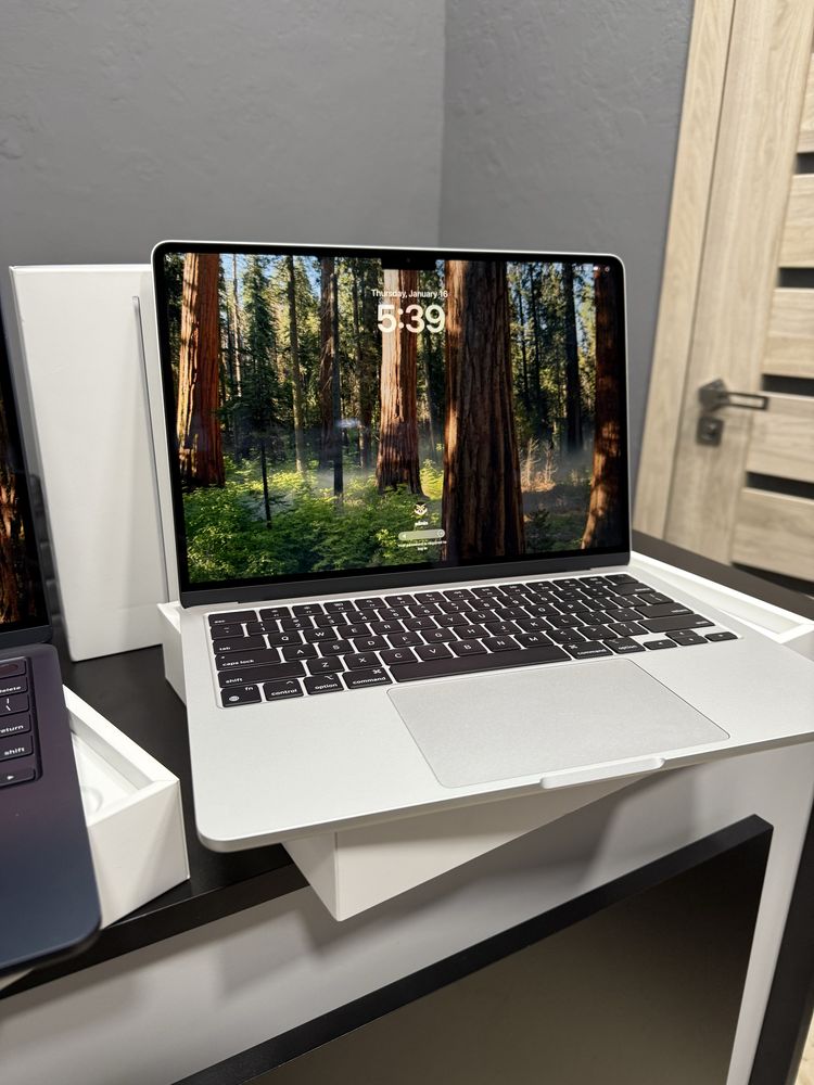 New Open Macbook Air M2 16/256gb midnight, space