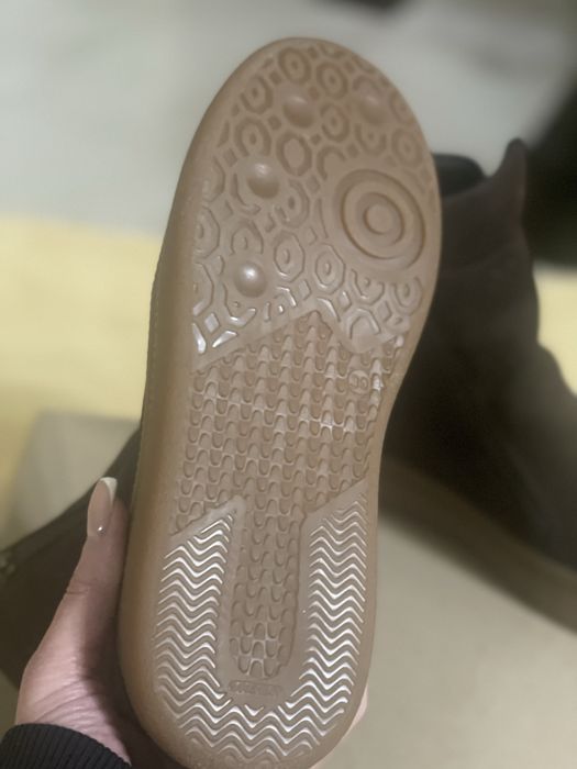 Ботинки евро зима , нубук , новые 39 размер  и размер 40