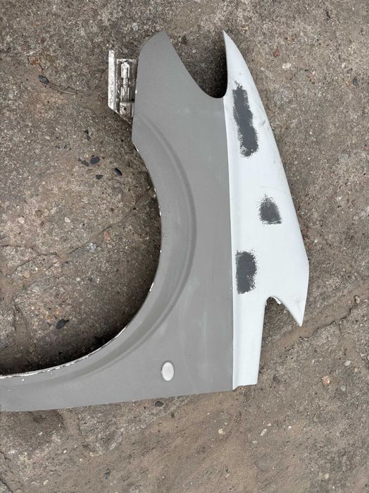 Mercedes vito 639 błotnik l/p przód