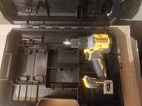 Wiertarko - wkrętarka udarowa DeWalt DCD805