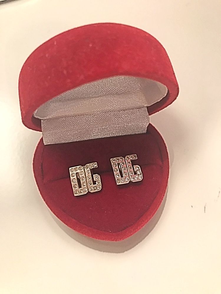 Srebrne kolczyki D&G małe