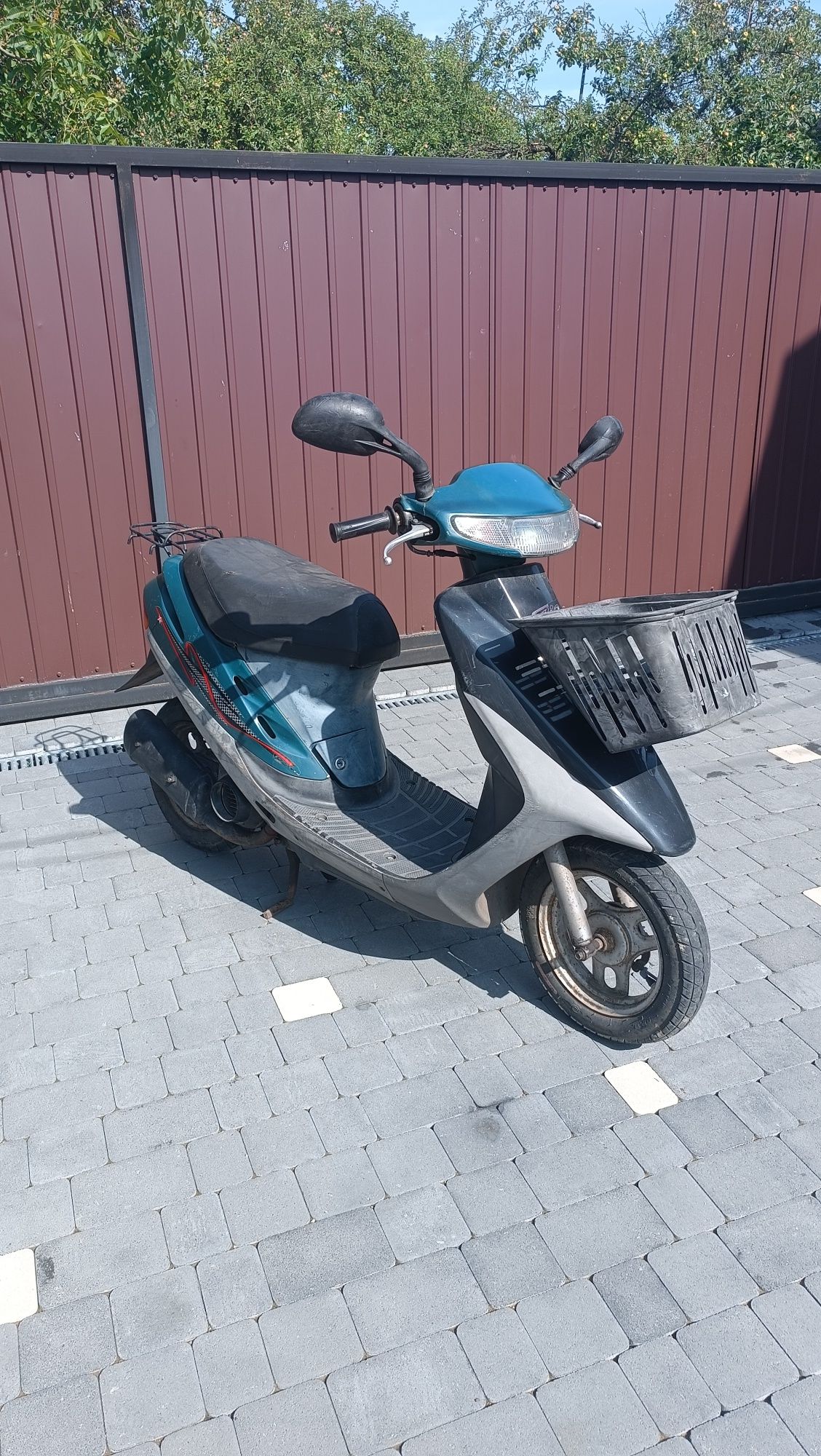 Скутер Honda dio