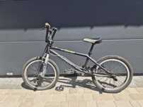 Bmx przednia opona przebita
