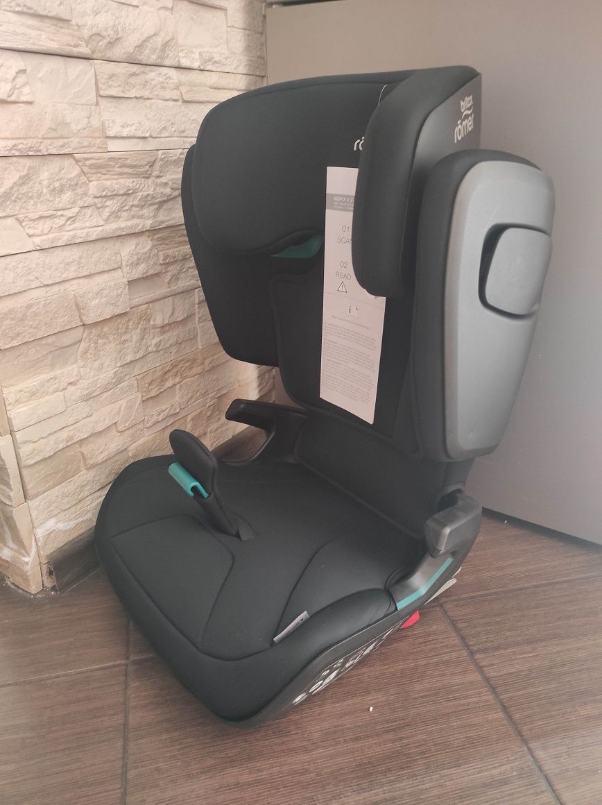 Fotelik samochodowy Britax Romer Kidfix2 Z-LineBR, 15-36kg, i-Size.