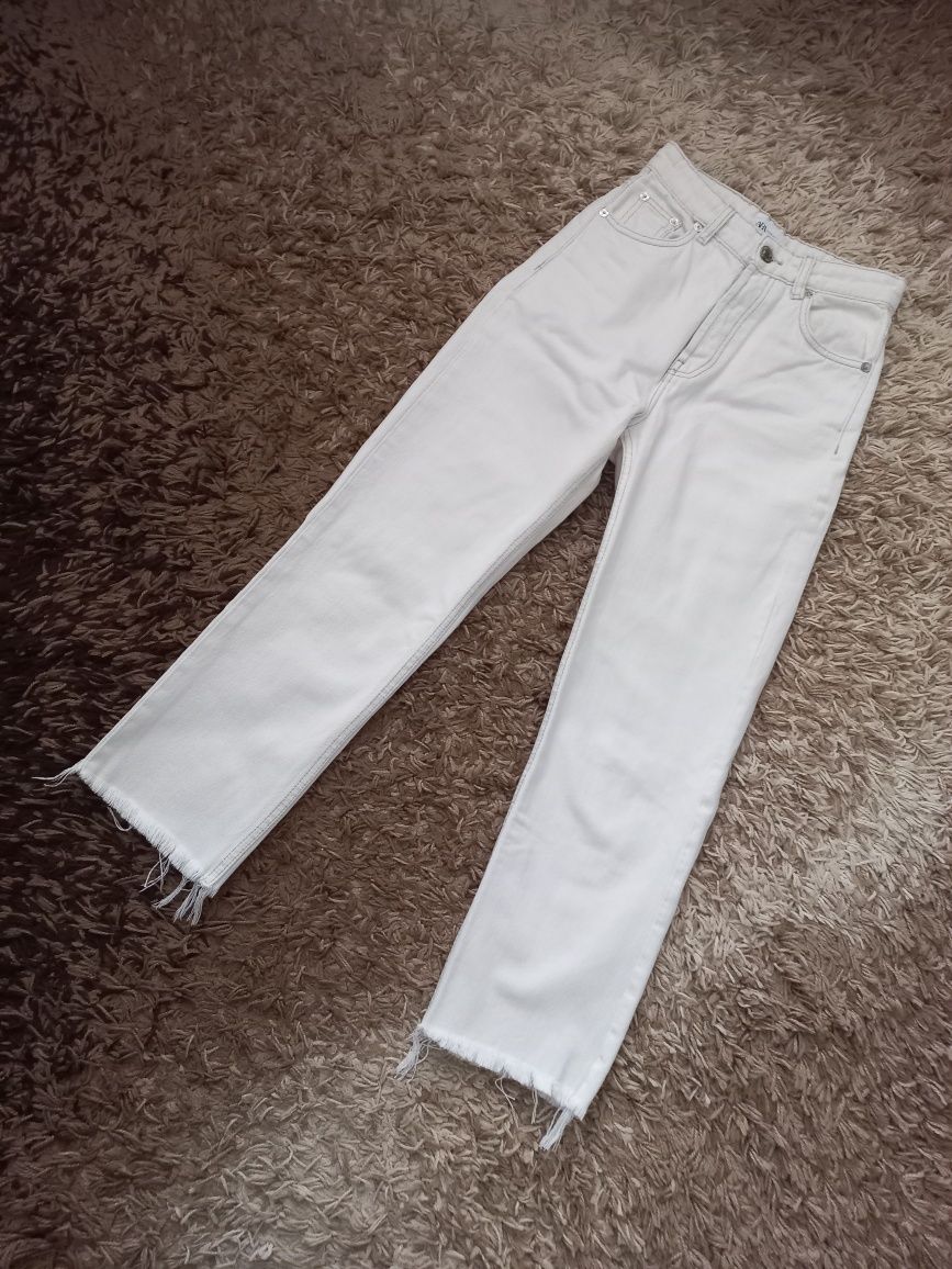 Джинсы ZARA р.34