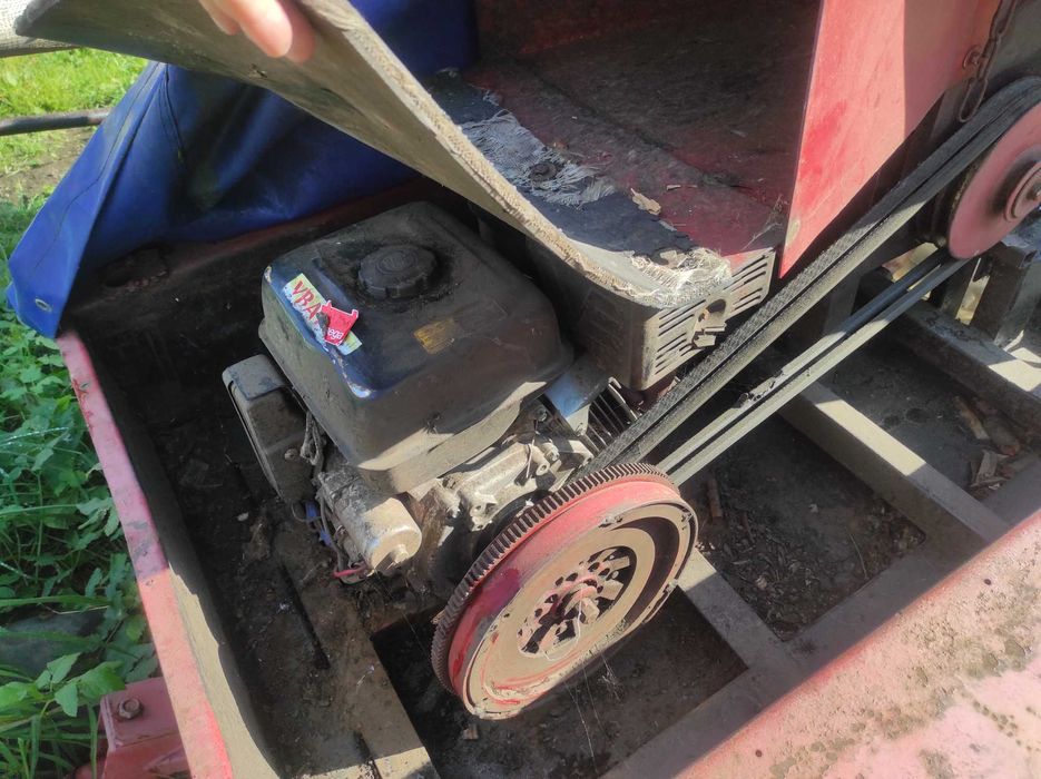 Гілкорубка для рубання гілок