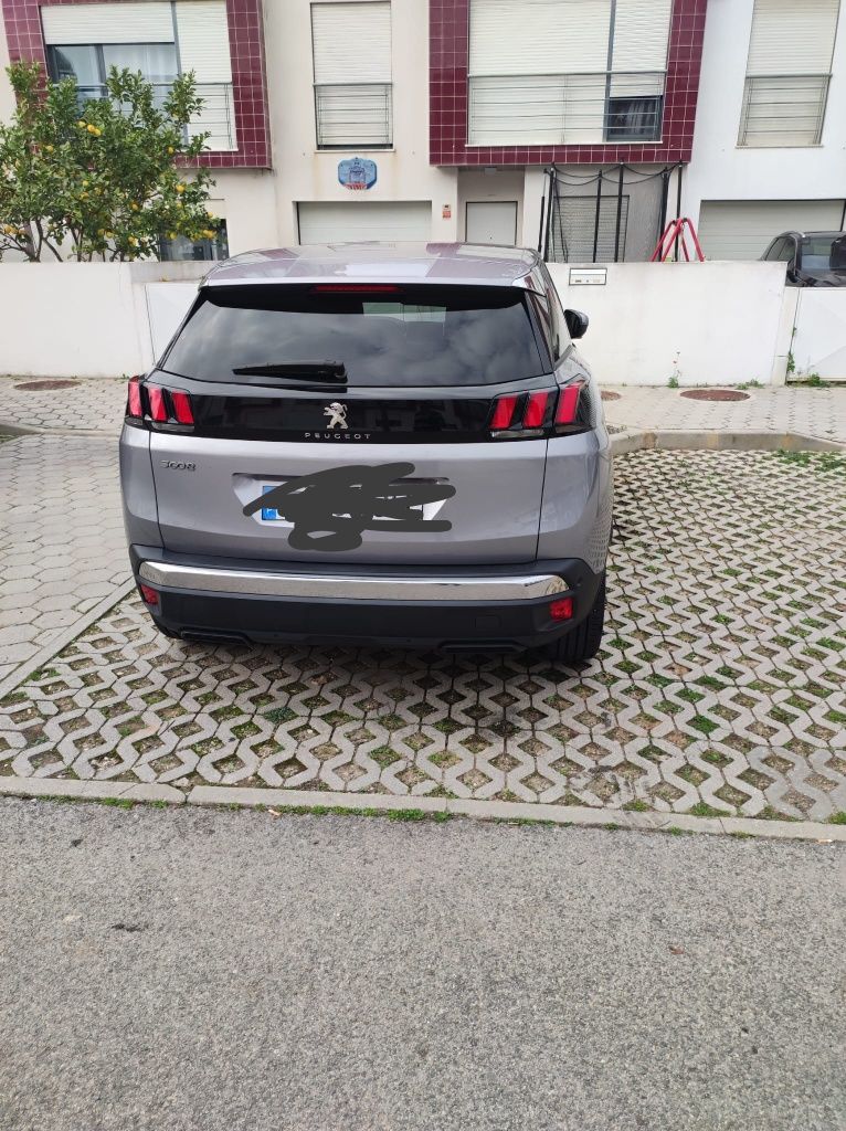 Peugeot 3008 1.2 Allure