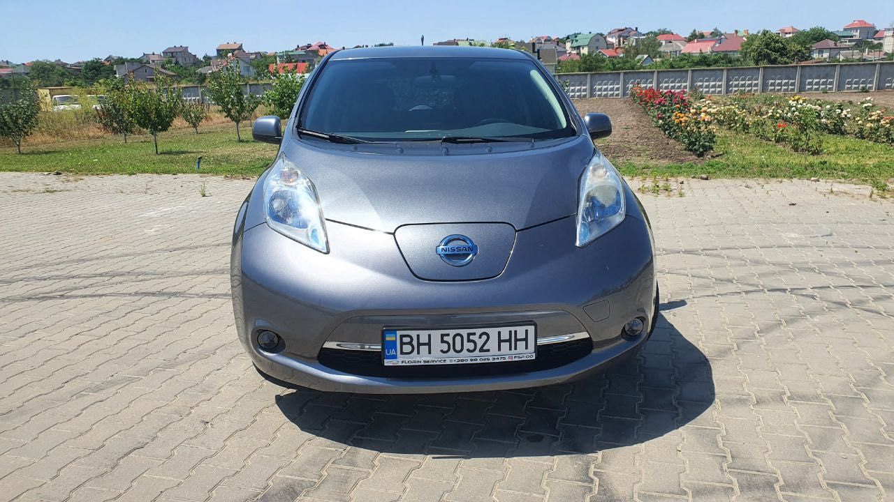 Nissan Leaf  2015