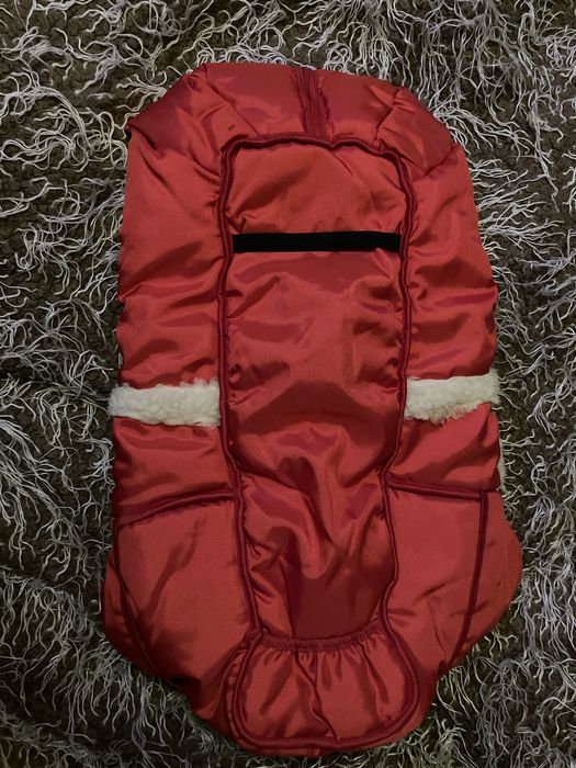 Piccolino śpiworek Alaska otulacz do sanek czerwony z misiem zasuwany