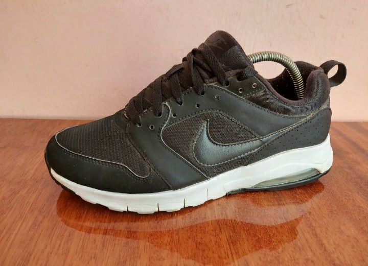 Кроси  nike оригінал

Розмір по бірці: US 8 UK 7 EURO 41 26см

Замір п