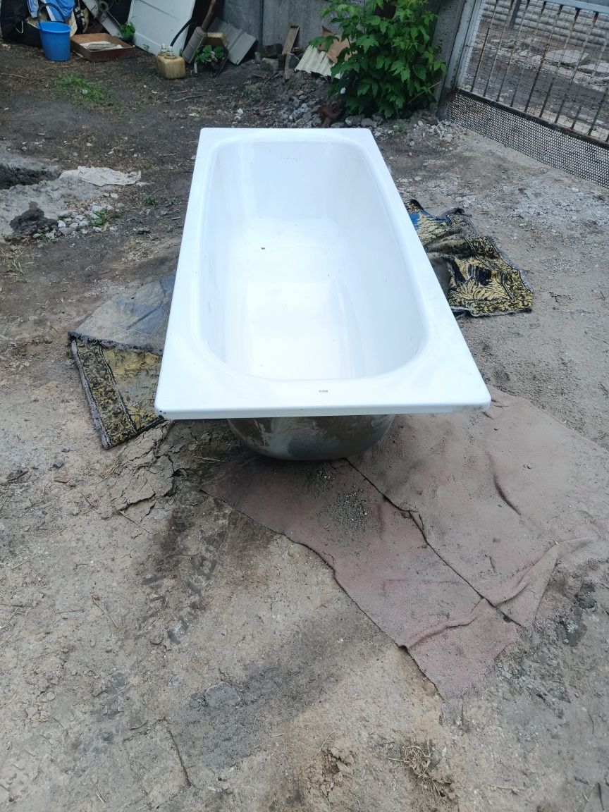 Продам ванну металлическую