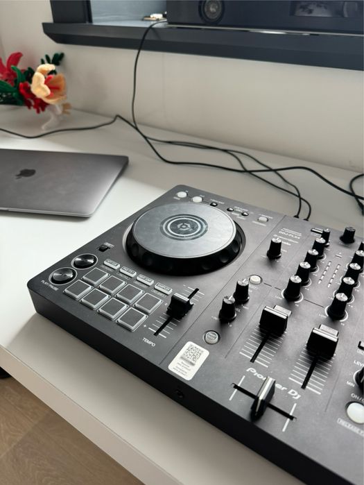 Konsola PIONEER Flx4